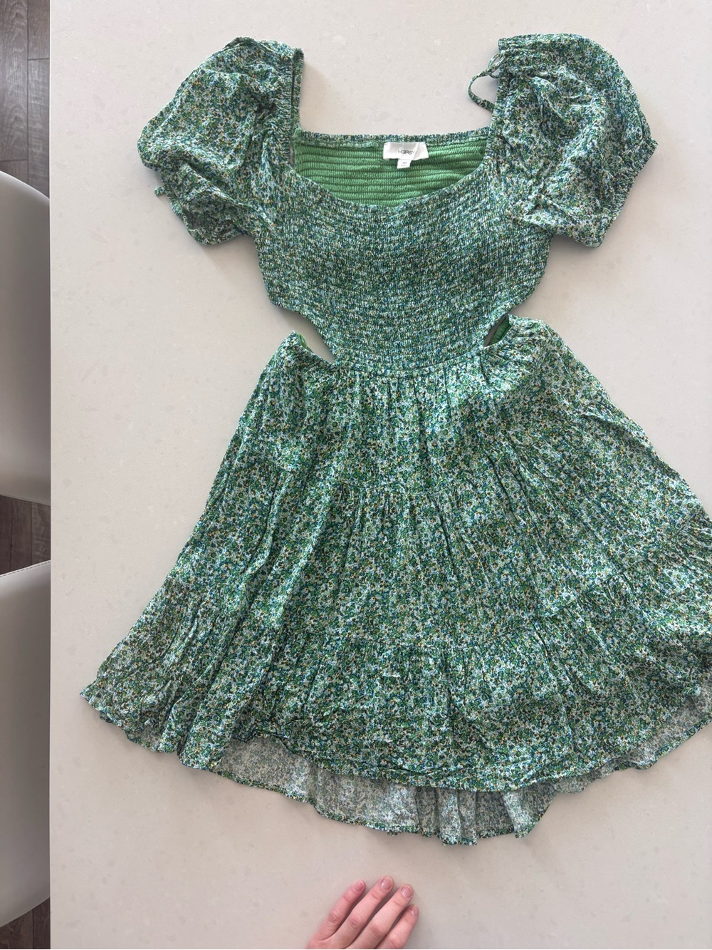Green Floral Puff-Sleeve Mini Dress